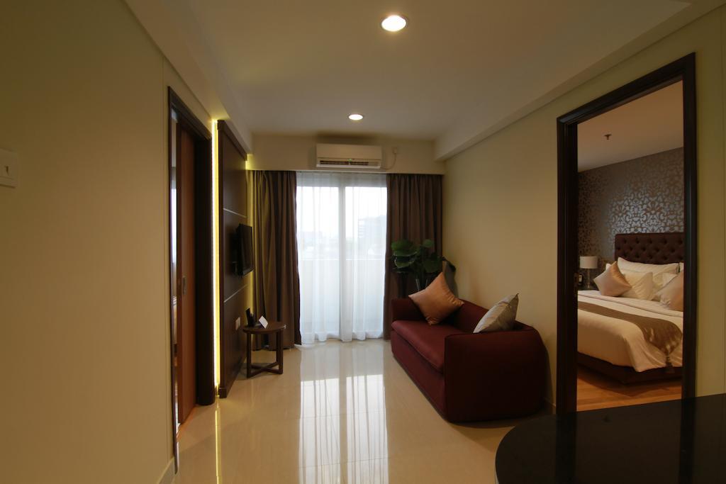 Mg Suites Maven Semarang Exterior photo